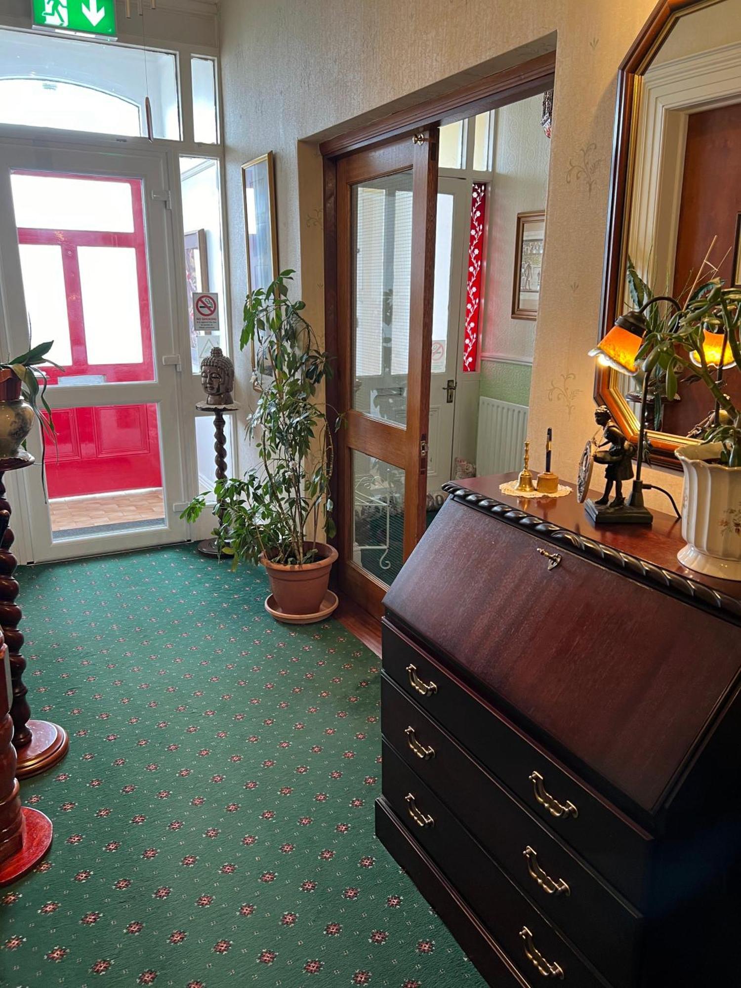 Princetown Guesthouse Бангор Екстер'єр фото